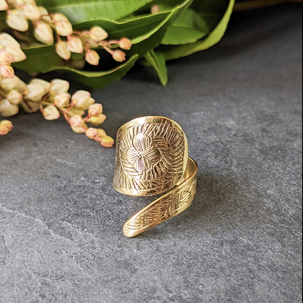 🦋LAST🦋 NWT Baizaar Etched Adjustable Wrap Ring